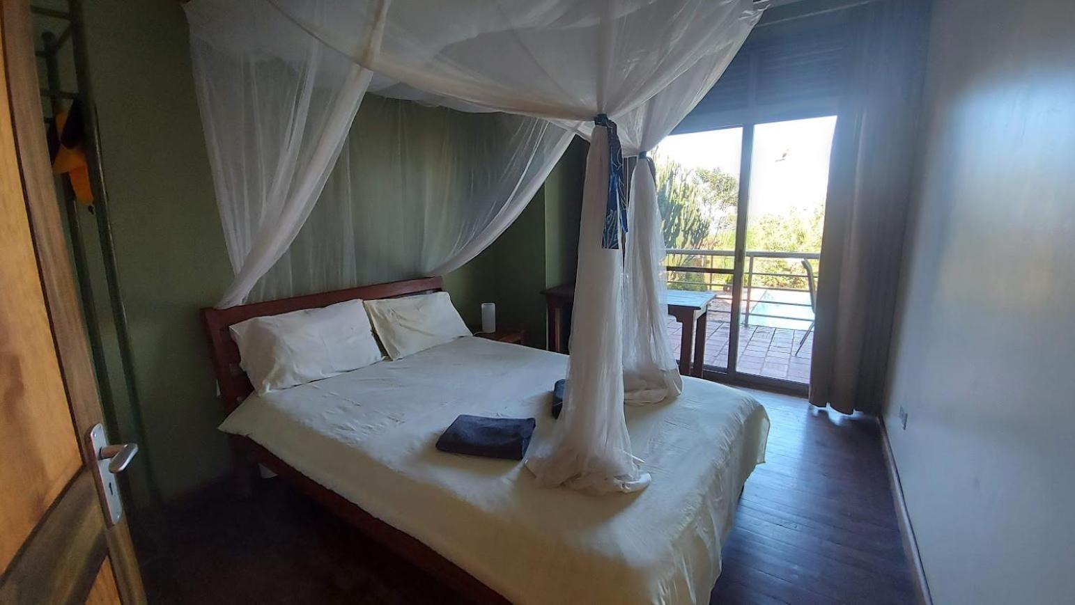 Yellow Haven Lodge Kampala Pokoj fotografie